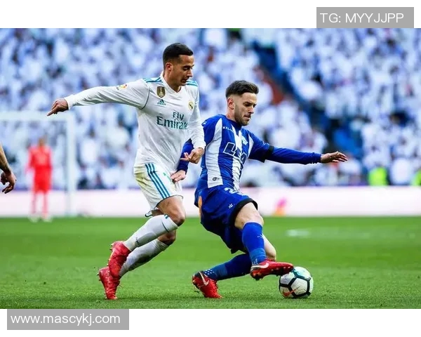 足球明星抢镜瞬间大揭秘他们如何在场上场下吸引所有目光 足球明星抢镜瞬间大揭秘他们如何在场上场下吸引所有目光